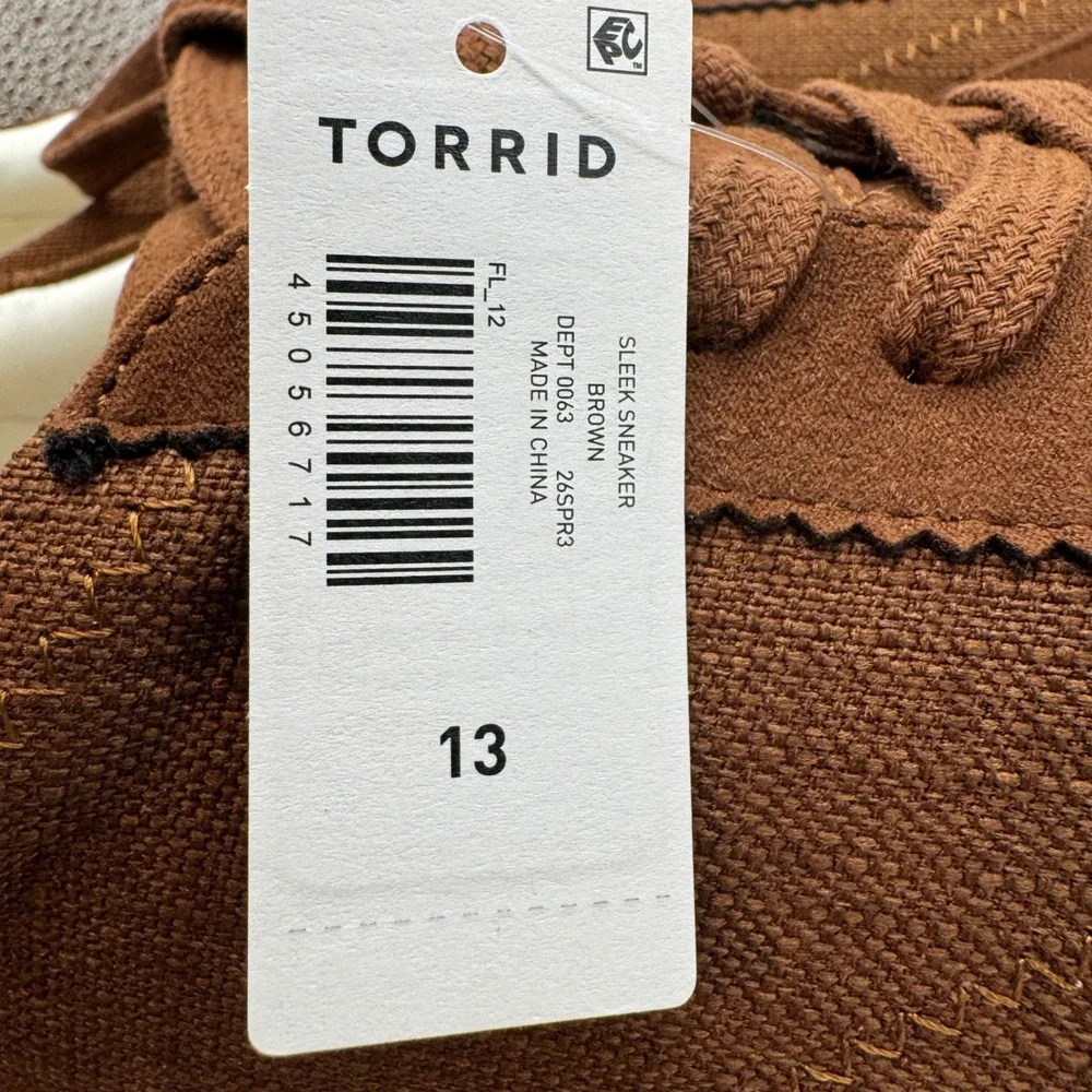 Torrid 13 Sleek Sneaker Women Brown Wide Width Faux Suede Lace Up Low Top 26SPR3